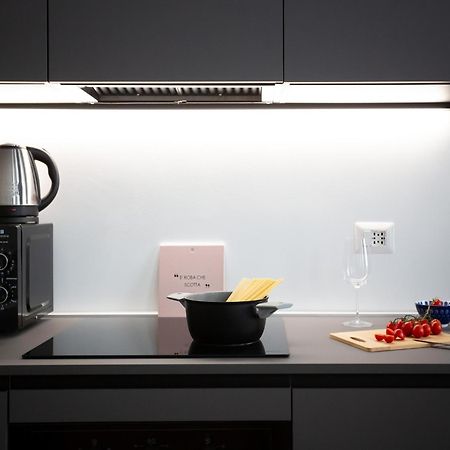 The Best Rent - Modern One Bedroom Apartment In San Babila Milano Eksteriør bilde