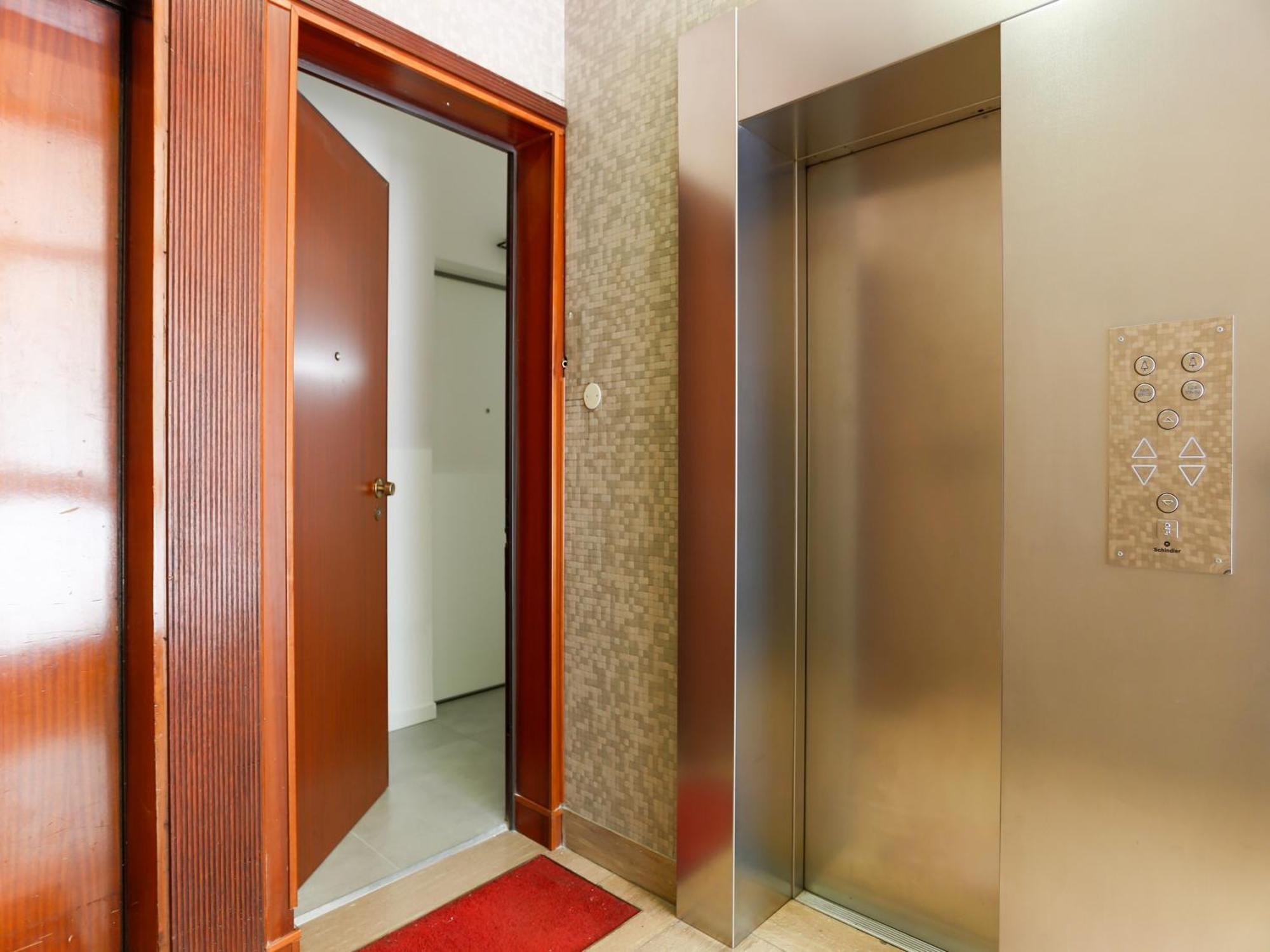 The Best Rent - Modern One Bedroom Apartment In San Babila Milano Eksteriør bilde